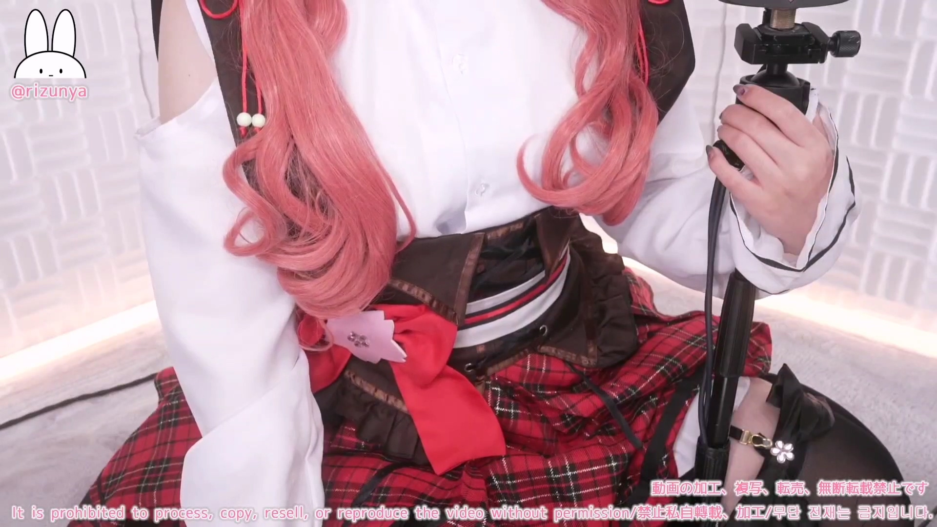 【実写コスプレASMR】hol◯li◯eさく◯みこのコスプレで愛情たっぷり耳キスで癒しの耳舐めASMR♡【りずな】.mp4_20250526_031042.389.jpg rizunya 充满爱意的耳朵接吻治愈的舔耳朵 1.5GB  第1张