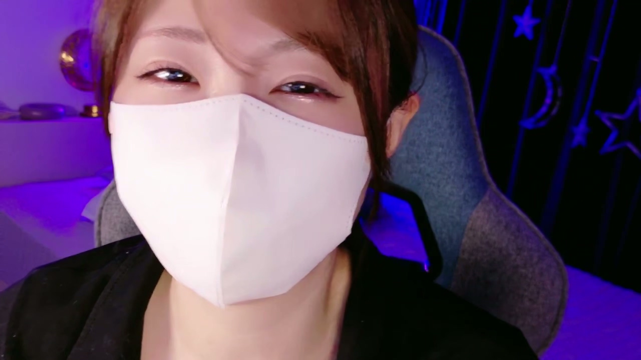 【実写配信】アイテム連動 ノーブラ.mp4_20251021_191641.896.jpg 月乃ろね 道具联动无xz 820MB  第1张