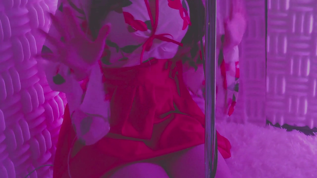 【実写LIVE】えちちなコスプレ♡耳舐め♡ASMR♡.mp4_20260112_215713.454.jpg akari 角色扮演 舔耳朵 ASMR 2GB  第1张