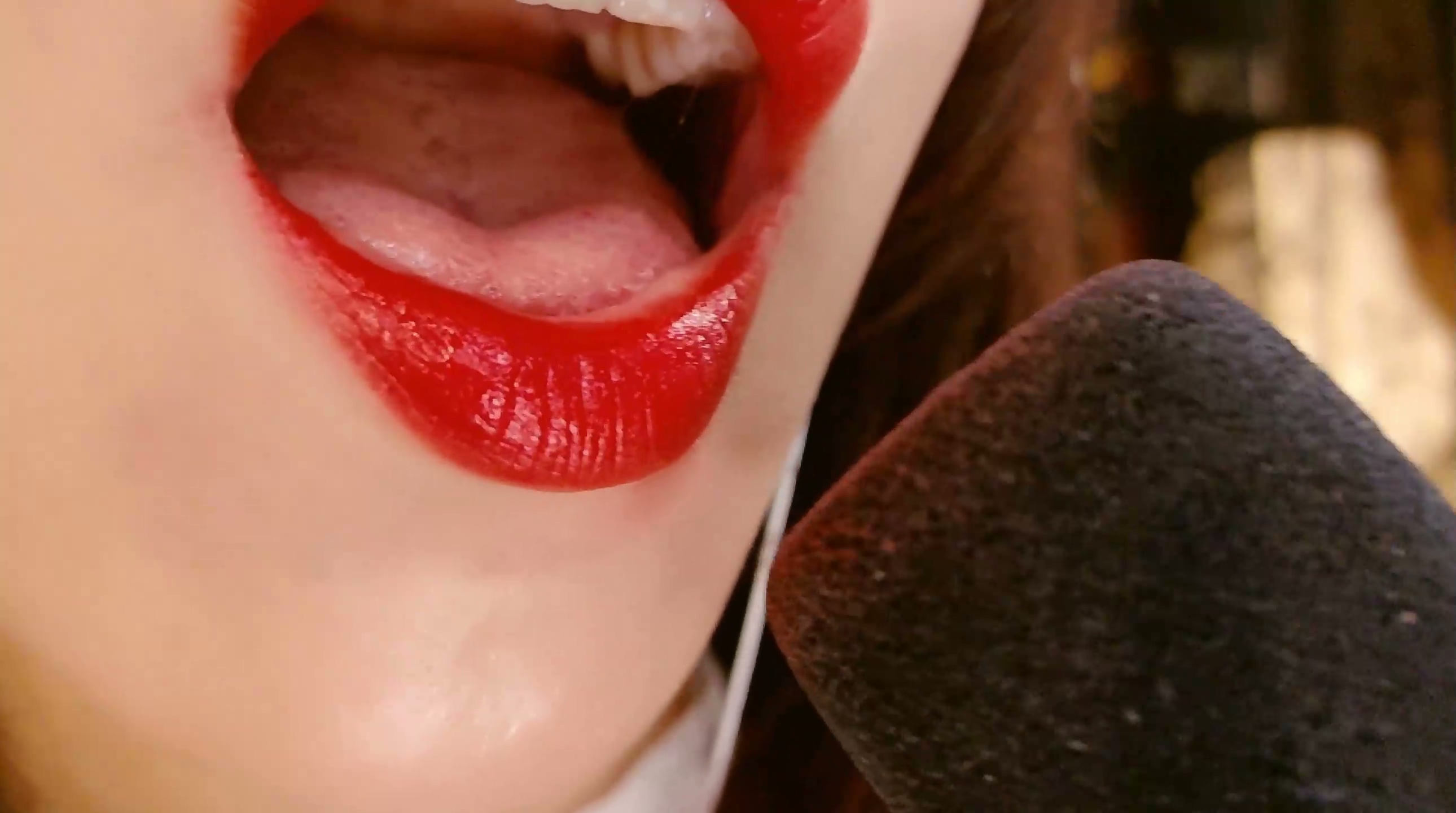 姐姐.mp4_20260216_212921.406.jpg 虎牙你的圈圈儿 2025年7月-2026年2月五本魔法书更新福利 11MP4+20MP3 3.3GB  第8张